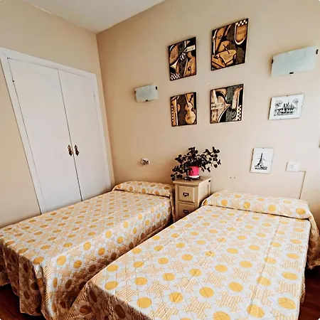 Becquer, Luminoso Y Amplio Apartamento, Playa A 3km Vut-1035-as Апартаменты *