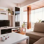 Becquer, Luminoso Y Amplio Apartamento, Playa A 3km Vut-1035-as Apartment