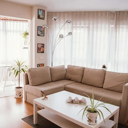 Becquer, Luminoso Y Amplio Apartamento, Playa A 3km Vut-1035-as * يانس