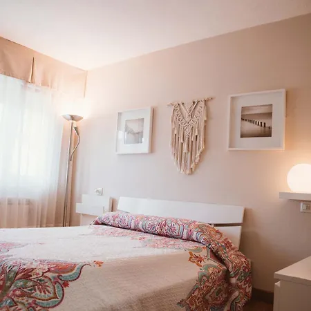 Becquer, Luminoso Y Amplio Apartamento, Playa A 3km Vut-1035-as * Llanes